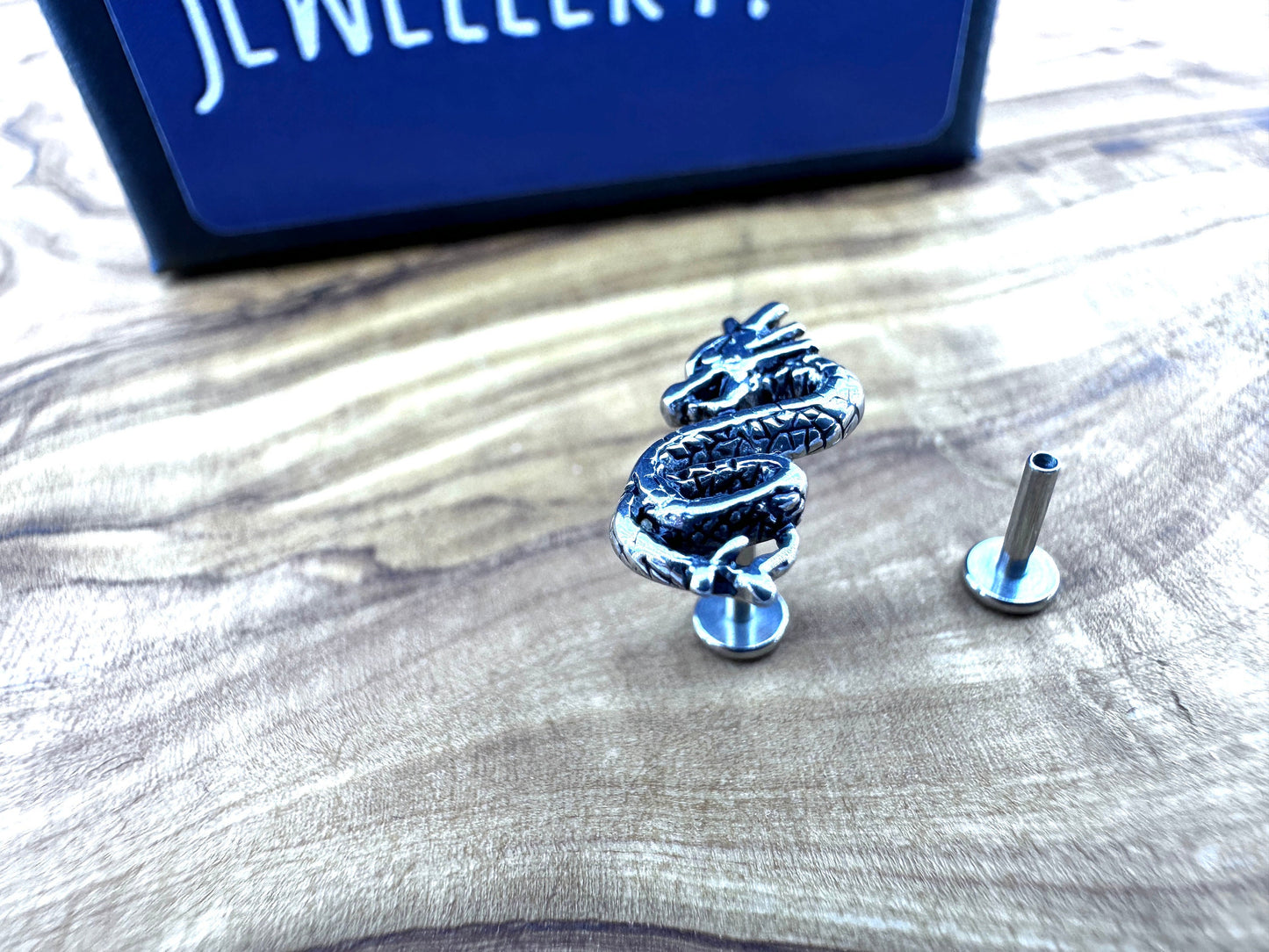 Helix Flat back Earring Piercing | Surgical Steel Tragus Cartilage Dragon Piercing Internally Threaded Earring screw front men women, A459