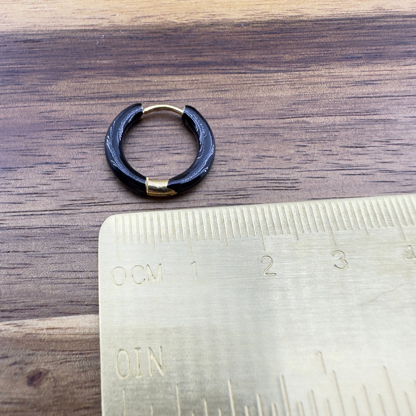 Black gold Huggie Hoop Earring, Helix Hoop, Black Hoop Earrings, Two Tone Hoop Earrings, Black and Gold Earrings, Minimalist, A428