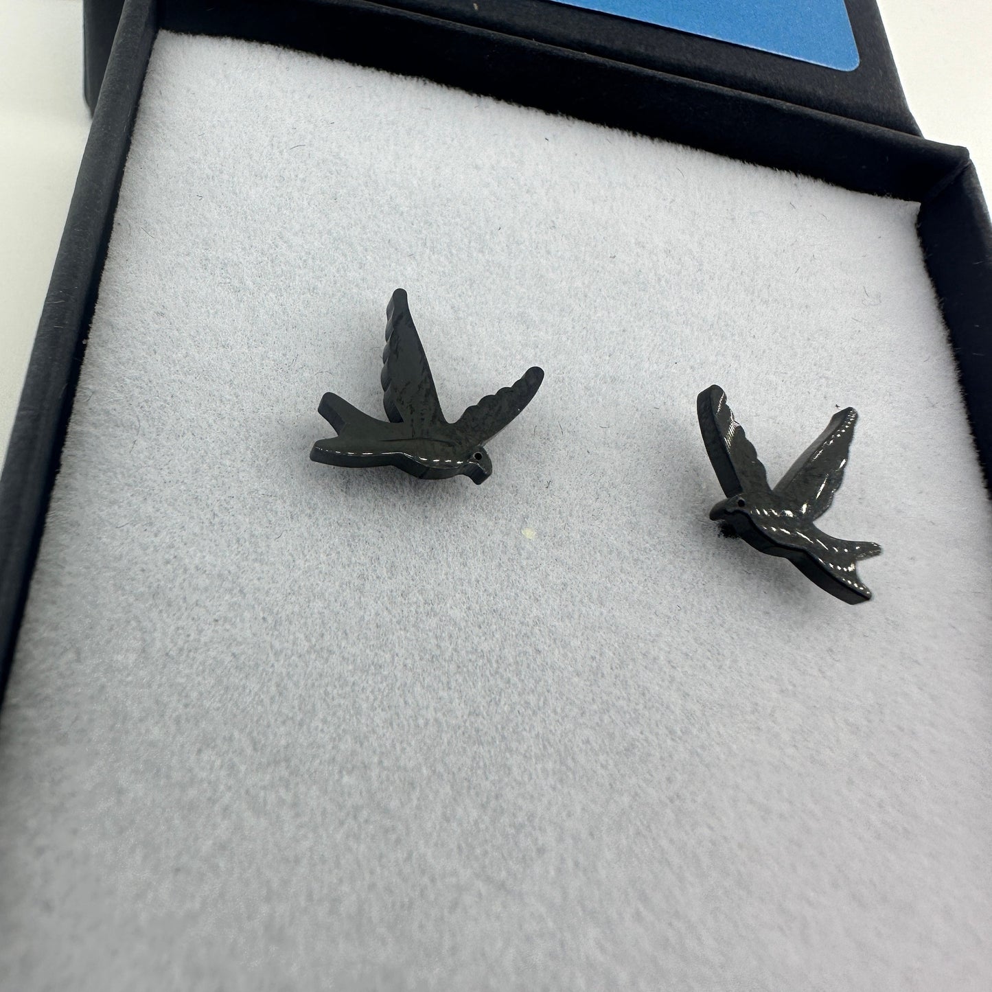 Black Bird Swift Earrings - bird studs, bird coloured studs, minimalistic earring, Funky earrings, Unique, A078