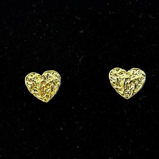 Hammered Gold earrings, Heart, Earrings - Hammered earrings, Gold, Heart Earrings, Hammer heart earrings, A361