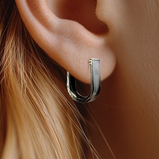 Hoop Earrings - Silver Horseshoe Huggie Earring, Lucky Earrings, Minimalist Women Earring, Silver Hoop Earrings, Hoop Earrings, A437