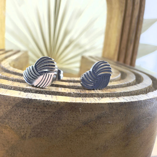 Silver Heart Earrings - heart Birthday, earrings gift, earrings for night out, earrings for work, Unique gift, A032